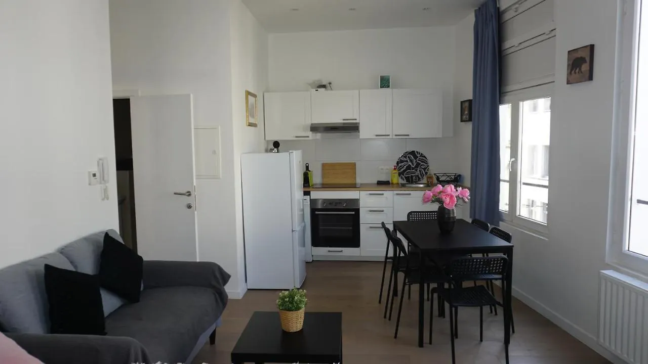 Bonjour Apartments Сentre 3 أنتويرب